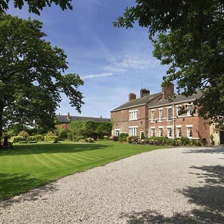 Singleton Lodge Country House Hotel Poulton-le-Fylde Extérieur photo