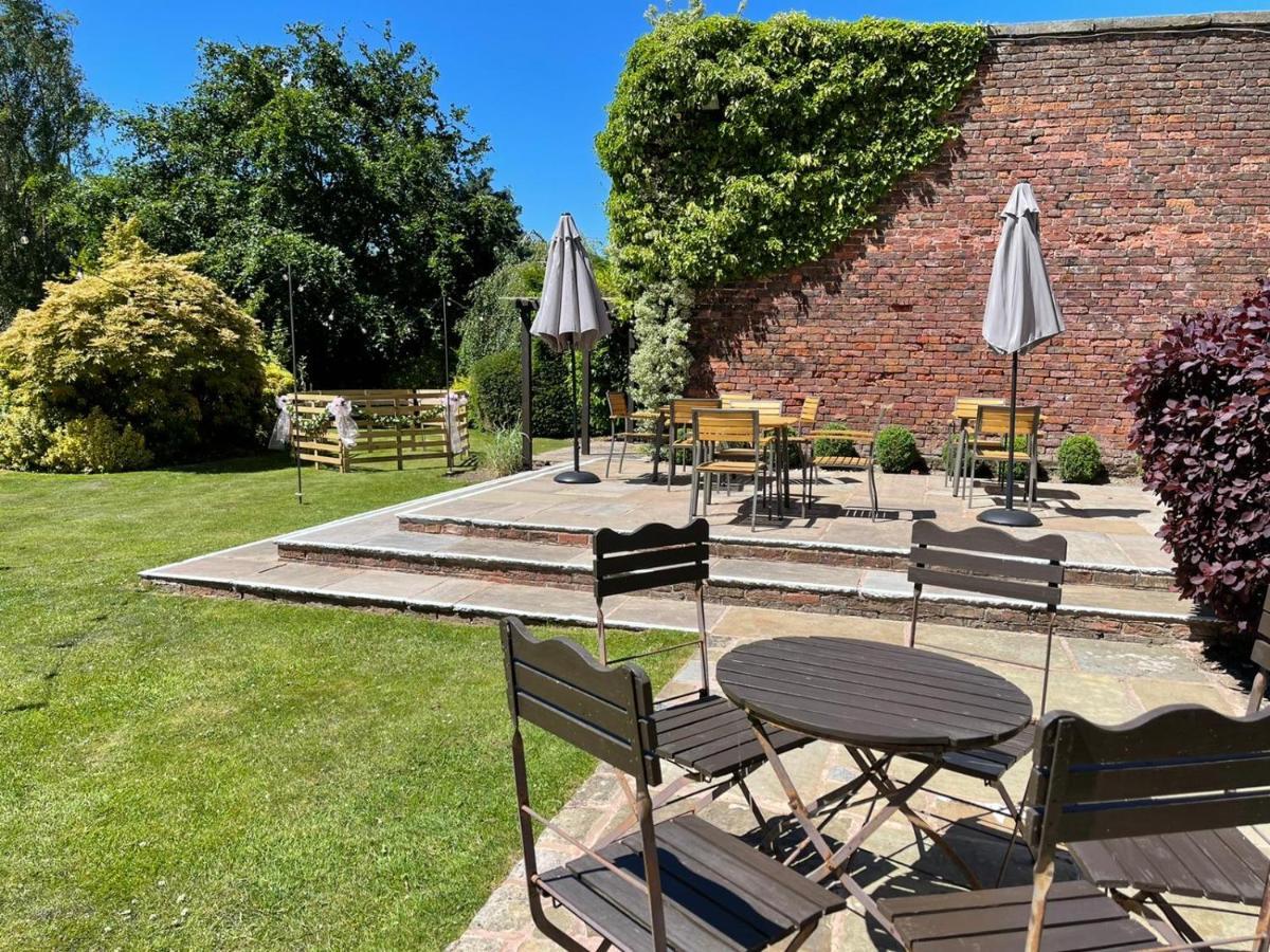 Singleton Lodge Country House Hotel Poulton-le-Fylde Extérieur photo