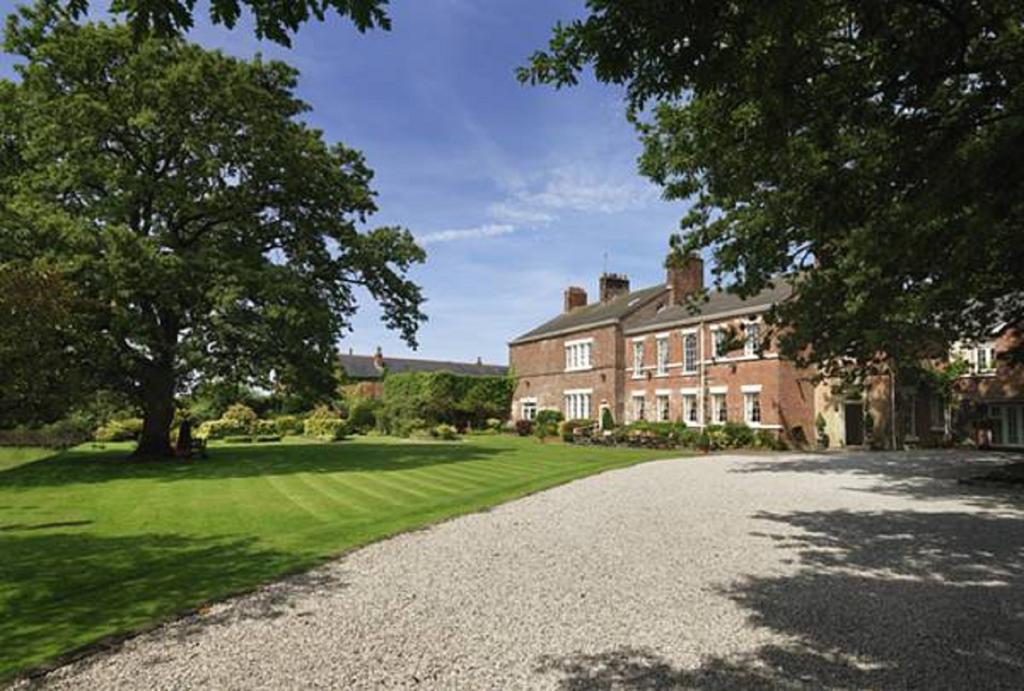 Singleton Lodge Country House Hotel Poulton-le-Fylde Extérieur photo